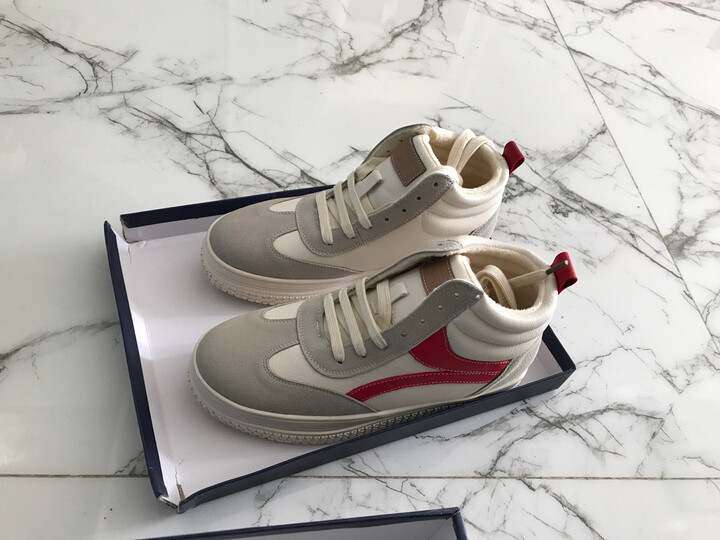 卡夫(Mmcraff):宝贝包装完好,没有破损,快递不