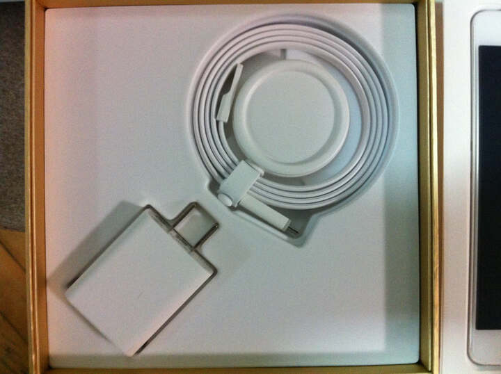 努比亚My 布拉格:缺点:晚上拍照效果不理想,系