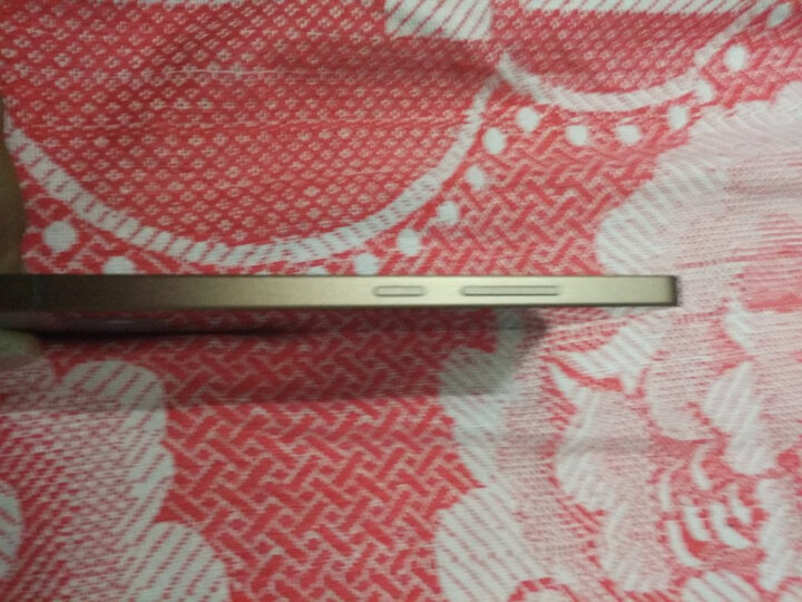 锤子坚果Pro:机子系统运行流畅,非常简洁,不卡