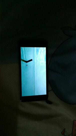 努比亚Z17miniS 小牛8:手机很性感,很满意,就