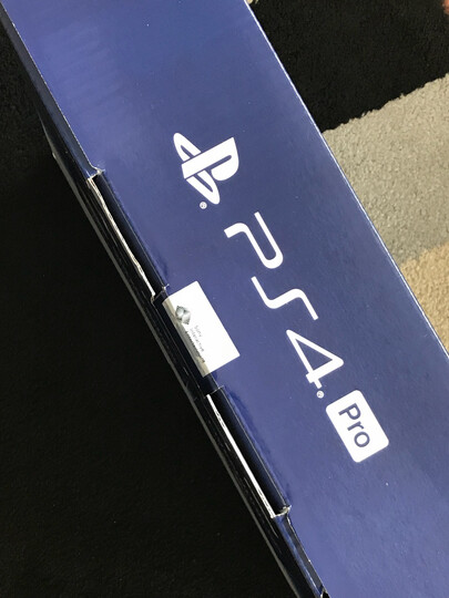 索尼【PS4 Pro 国行主机】PlayStation 4 Pro 电