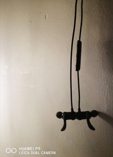 网易X3 蓝牙HIFI耳机-黑色:音质不错 耳朵比较