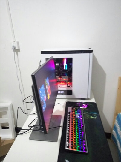 影驰GTX1060GAMER:安装好了,还没用,不过激