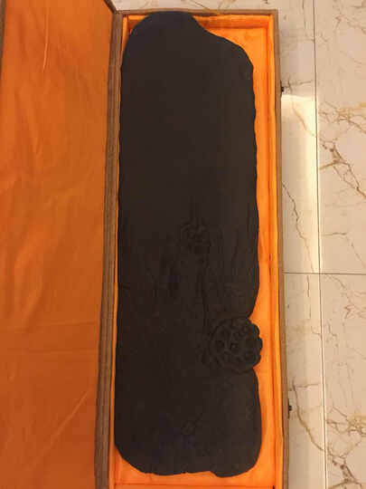 断裂。联系卖家,第二天立马补发。德邦物流到