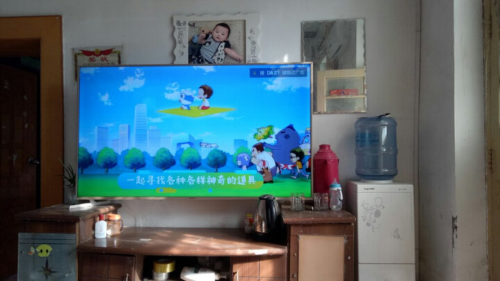 风行电视D49Y:电视比想象中的要大,画面清晰