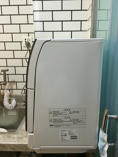 松下(Panasonic)6套容量洗碗机 除菌烘干双层碗篮台式NP-TR1CECN(香槟金) 晒单图