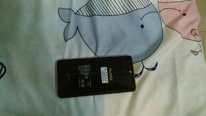 努比亚Z17miniS 小牛8:手机很性感,很满意,就