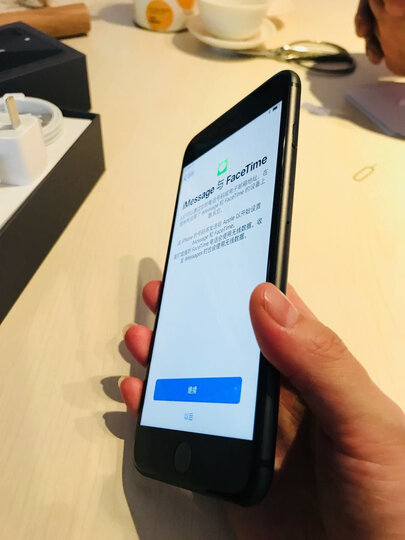 Apple:虽然苹果8外形没有什么太大的变化,但材