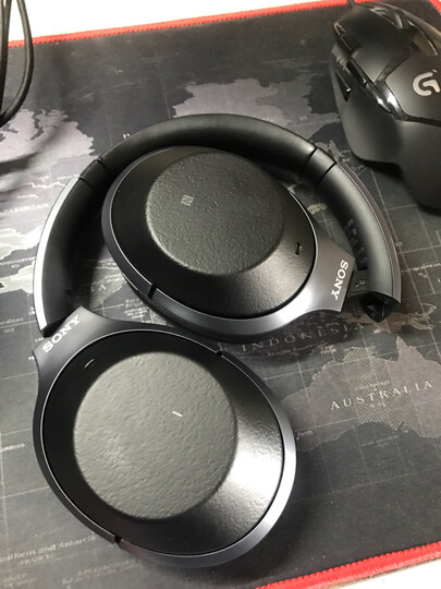 索尼WH-1000XM2:刚带上一耳朵感觉音质一般