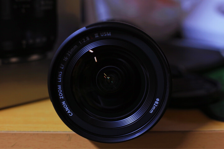 佳能（Canon）单反相机镜头 变焦镜头 专业全画幅单反相机镜头 EF 16-35mm f/2.8 III USM广角变焦 晒单图