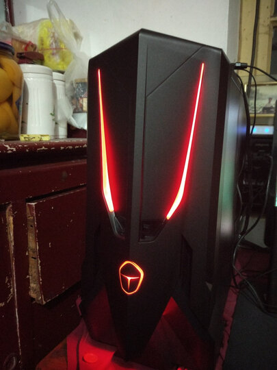雷神(ThundeRobot)911黑武士A77吃鸡游戏台式电脑整机(i7-8700 16G GTX1070 8G 1T+256G)144Hz 27英寸 晒单图
