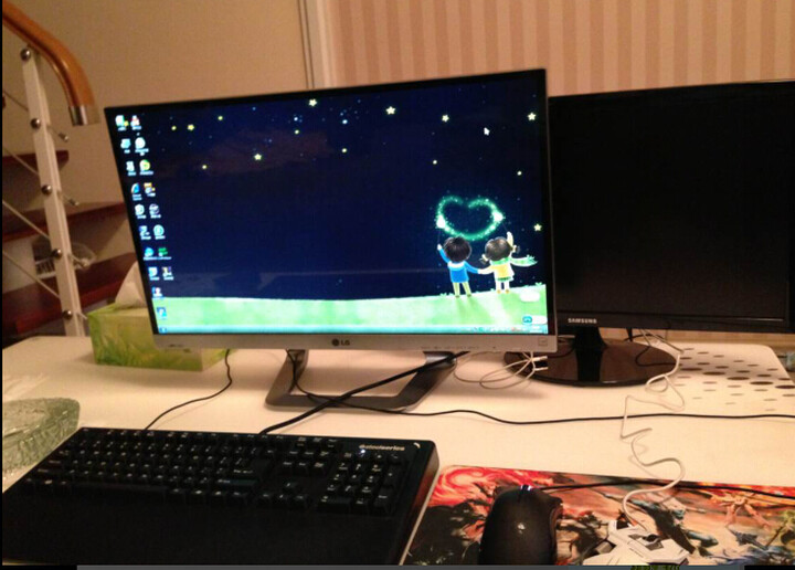 LGD2792P:冲外观买的,不是什么专业人士水平