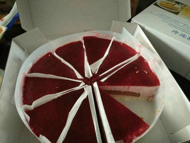 约翰丹尼 情人节蛋糕 750g 10片 缤纷美莓慕斯口味蛋糕 晒单图