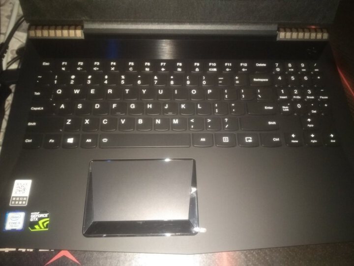 联想(Lenovo)拯救者R720 15.6英寸大屏游戏笔记本电脑(i5-7300HQ 8G 1T+128G SSD GTX1050Ti 4G IPS 黑金) 晒单图