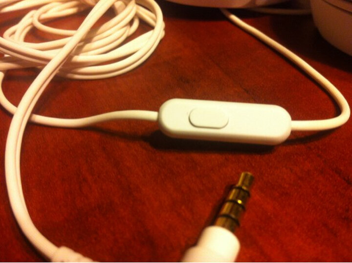 索尼(SONY) MDR-ZX110AP 入门监听头载式耳