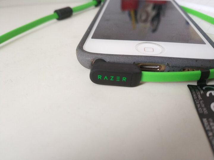 雷蛇(Razer)战锤狂鲨V2 入耳式耳塞 电竞耳机 电脑手机耳机 游戏耳机 吃鸡耳机 带收纳包 晒单图