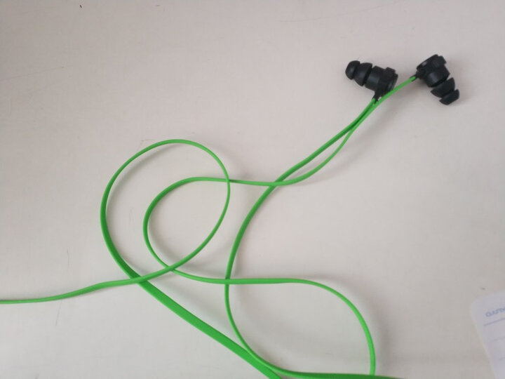 雷蛇(Razer)战锤狂鲨V2 入耳式耳塞 电竞耳机 电脑手机耳机 游戏耳机 吃鸡耳机 带收纳包 晒单图