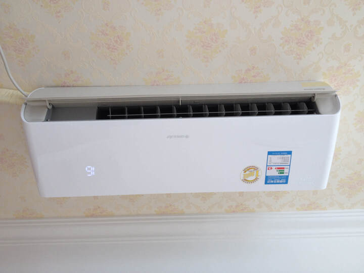 格力(GREE) KFR-32GW\/(32583)FNAa-A3 1.5