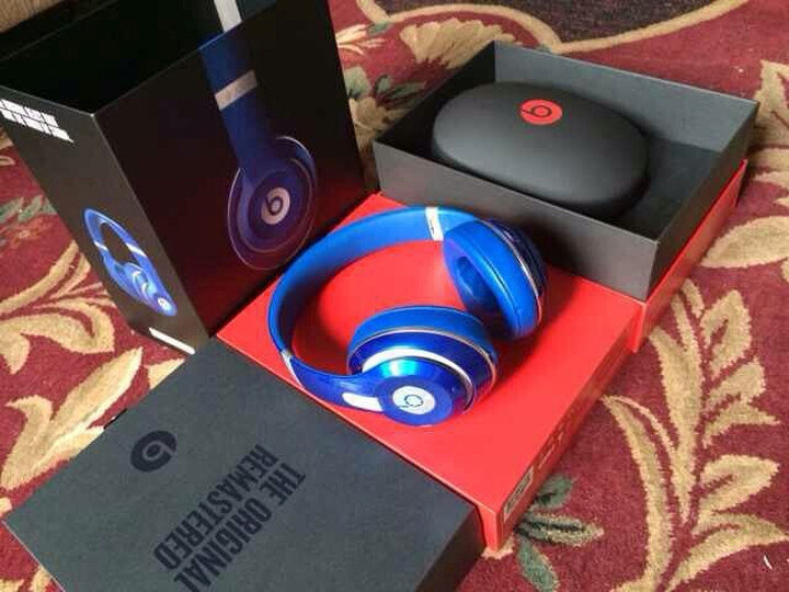 BEATS 全新Studio2.0 录音师 2013版 头戴式耳