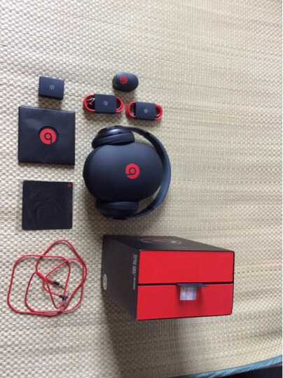 BEATS 全新Studio2.0 录音师 2013版 头戴式耳