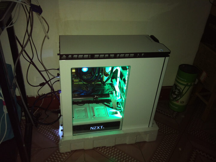 恩杰(NZXT) H440 白色 (全钢顶部前面面板\/液体