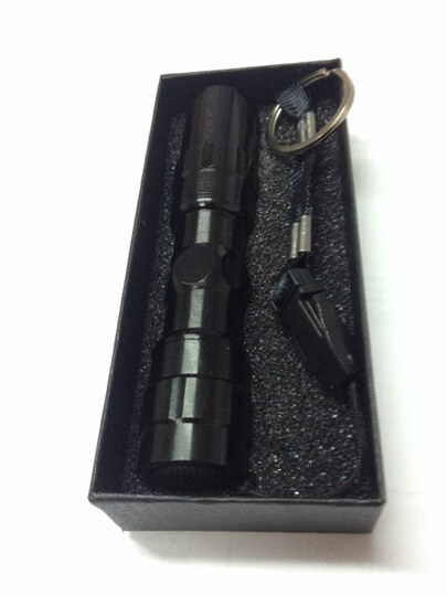 熊火R1迷你小巧防水强光手电 LED手电筒创意