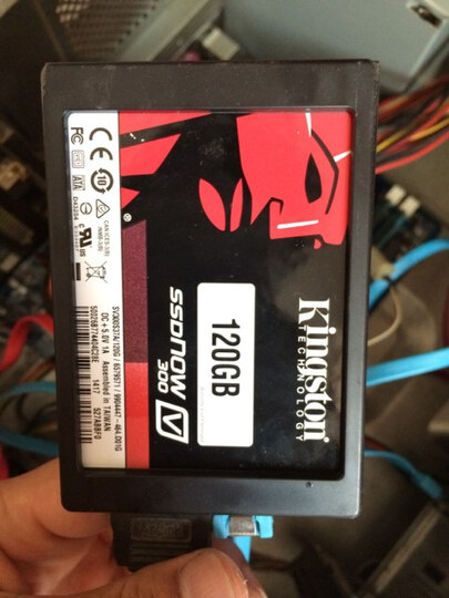 士顿(Kingston)V300 120G SATA3 固态硬盘--还