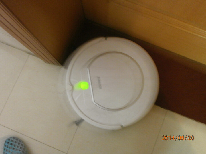 科沃斯(Ecovacs)地宝魔镜CR120智能扫地机器