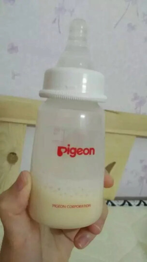 贝亲（Pigeon）标准口径塑料奶瓶 200ml AA83（PP） 晒单图
