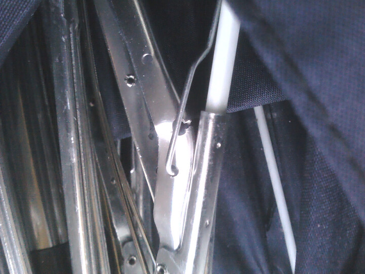 天堂伞 3331E碰一甩干自开自收三折超轻伞深