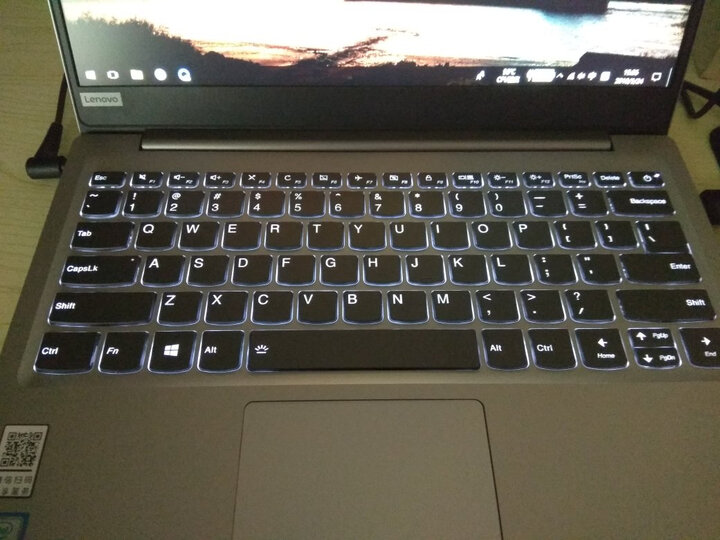 联想(Lenovo)小新潮7000 13.3英寸超轻薄窄边框笔记本电脑(i5-8250U 8G 256G MX150 office2016)花火银 晒单图