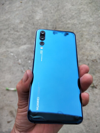 华为 HUAWEI P20 Pro 全面屏徕卡三摄游戏手机 6GB+256GB 宝石蓝 全网通移动联通电信4G手机 双卡双待 晒单图