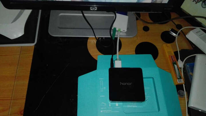 I转VGA适配器带音频供电接口 高清信号转换线