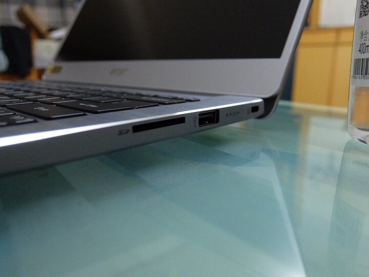 宏碁(Acer)蜂鸟Swift1全金属超轻薄本 13.3英寸笔记本电脑SF113(N3350 4G 128GSSD IPS 蓝牙 指纹识别)星光银 晒单图