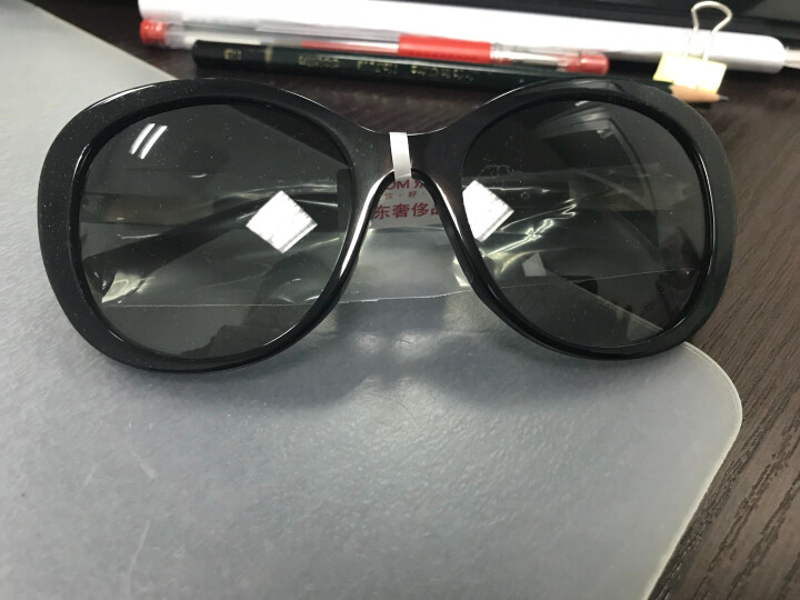 Giorgio Armani 阿玛尼 女款黑色镜框灰色渐变镜片眼镜太阳镜 AR 8064F 5017/11 56MM 晒单图