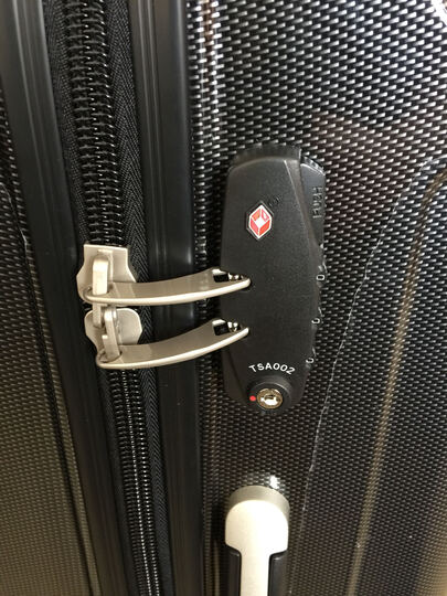 瑞士军刀威戈拉杆箱:另一款是瑞动是28箱子 像