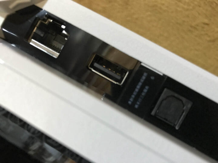 索尼(SONY)【PS4 Pro 国行游戏机】PlayStation 4 Pro 电脑娱乐游戏主机 1TB(白色) 晒单图