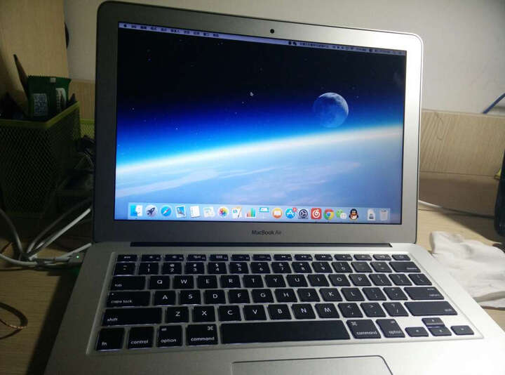 ir 13.3英寸笔记本电脑 银色(Core i5 处理器\/4G