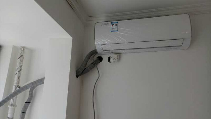美的(midea)大1匹 空调挂机 冷暖 变频 超一级能效 壁挂式空调kfr