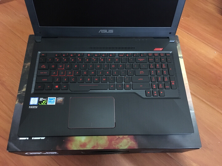 华硕(ASUS) 飞行堡垒四代FX63VM GTX1060 6G 120Hz高速电竞屏游戏笔记本电脑(i5-7300HQ 16G 128GSSD+1T)黑 晒单图