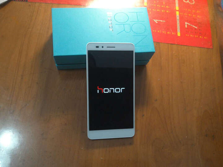 【超值套装版】荣耀 畅玩5X(KIW-TL00H)2GB