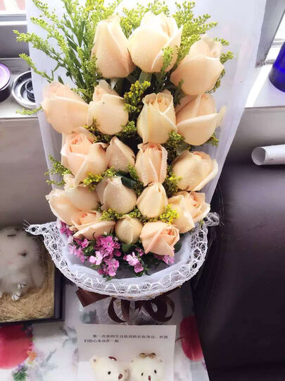 中礼 圣诞鲜花速递 玫瑰花 鲜花礼盒 鲜花快递 