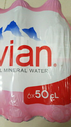 法国进口 依云（EVIAN）矿泉水 500ml*30瓶/箱 塑料瓶（整箱出售） 晒单图