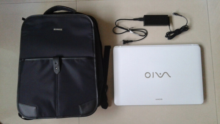 (SONY) SVF15327SCW 15.5英寸笔记本电脑