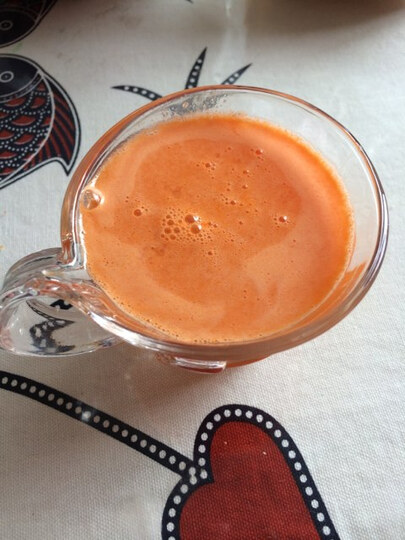 SKG SKG1345 原汁机 家用榨汁机--还不错!