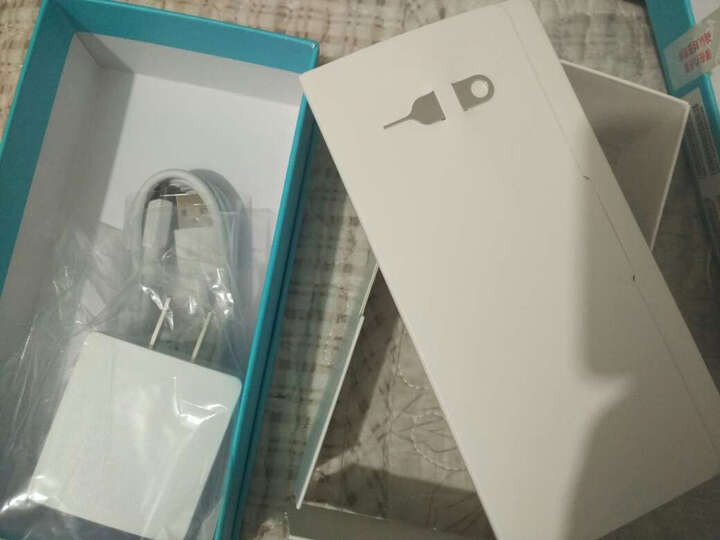 E-TL20) 3GB+16GB内存版 白色 移动4G手机 双