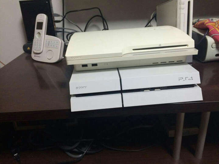 索尼(SONY)【PS4国行主机】PlayStation 4 星