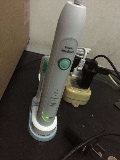 飞利浦(Philips) HX6730\/02 充电式声波震动牙