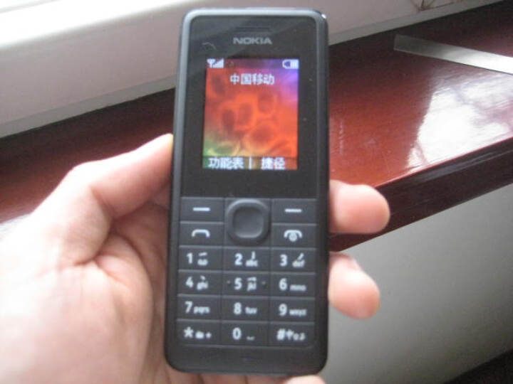 诺基亚(NOKIA) 106 GSM手机 (黑色)--我认为还