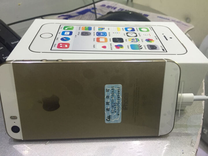 Apple iPhone 5s (A1530) 16GB 金色 移动联通